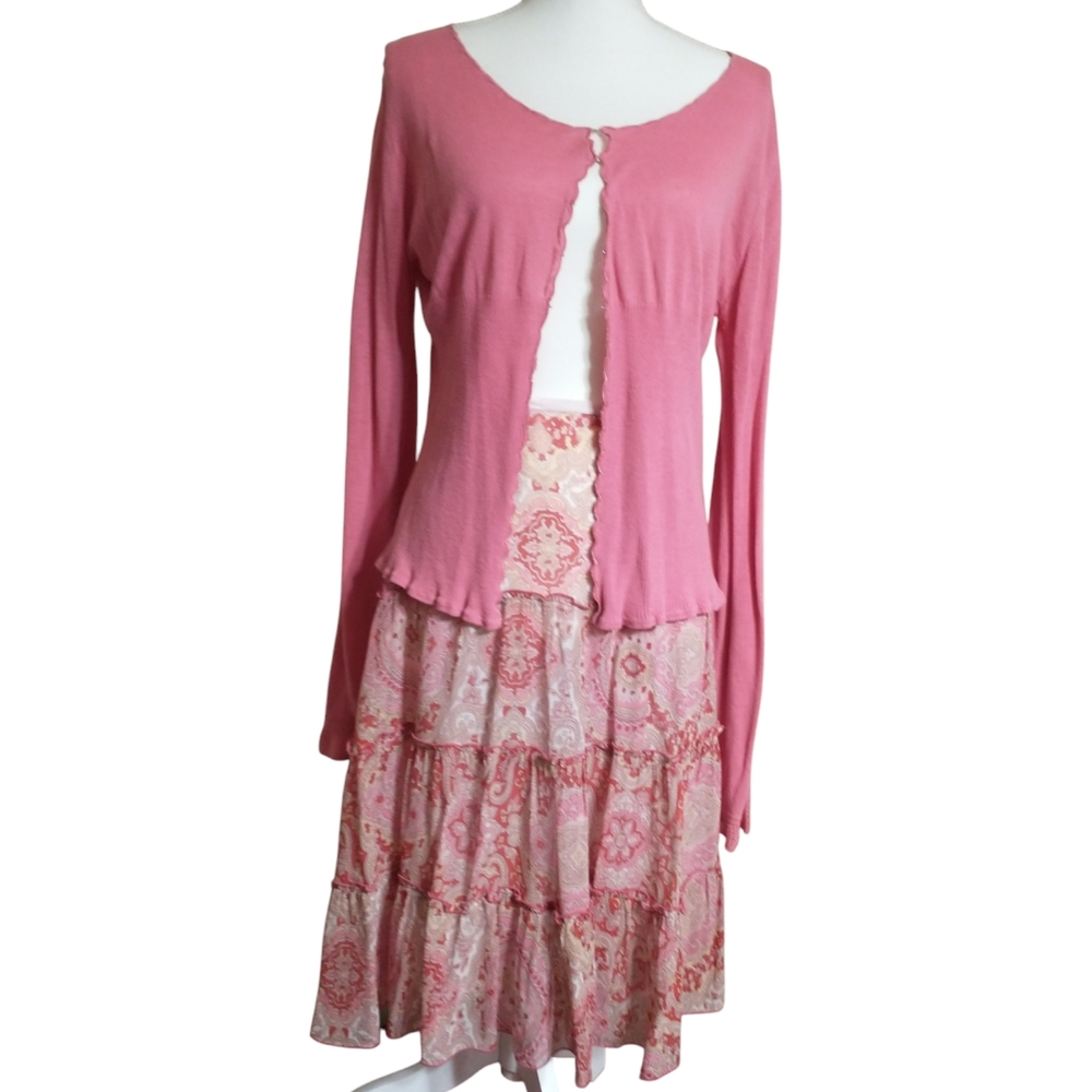 Scalloped Closure Cardigan & Floral Pink Tiered Skirt